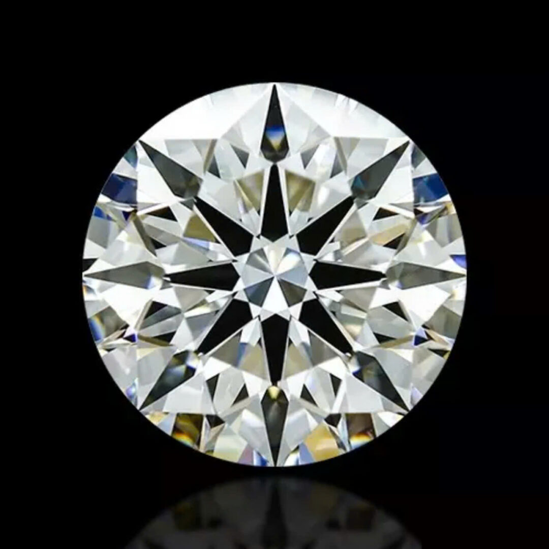 Kim cương thiên nhiên Long Ngọc Luxury