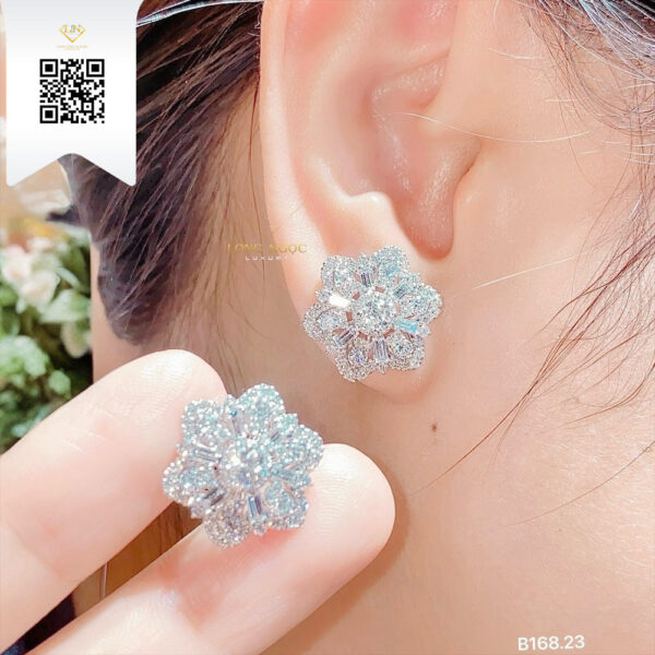 Bông Tai Kim Cương B16823 Dương Trần Daimond