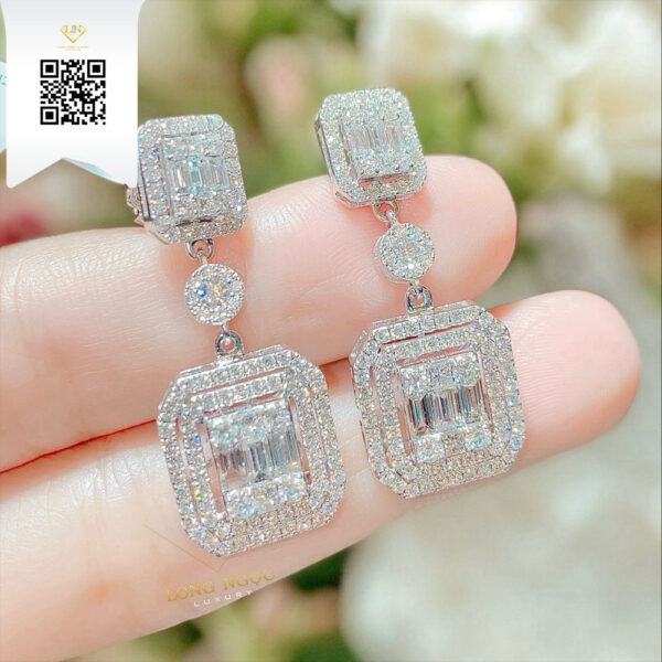 Bông Tai Kim Cương B4752 Dương Trần Daimond