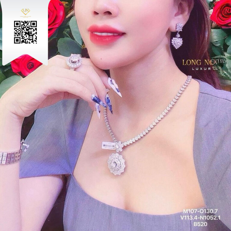 Bông Tai Kim Cương B520 Long Ngọc luxury