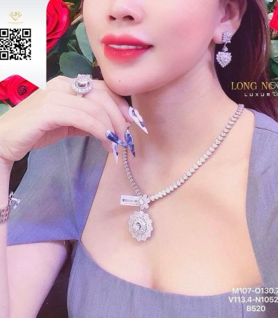 Bông Tai Kim Cương B520 Long Ngọc luxury