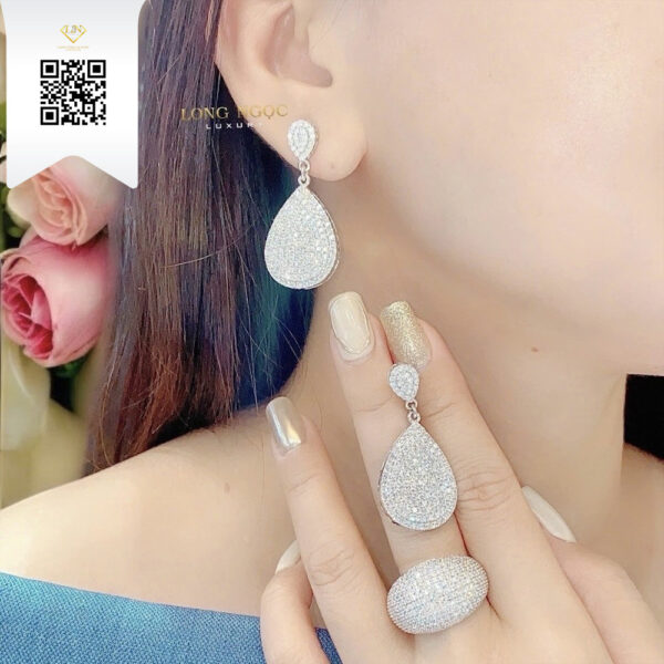 Bông Tai Kim Cương B526 Dương Trần Daimond