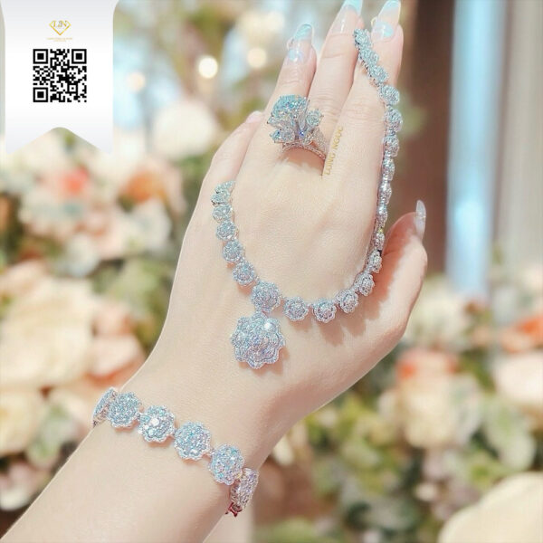 Dây Chuyền Kim Cương O2063 Dương Trần Daimond