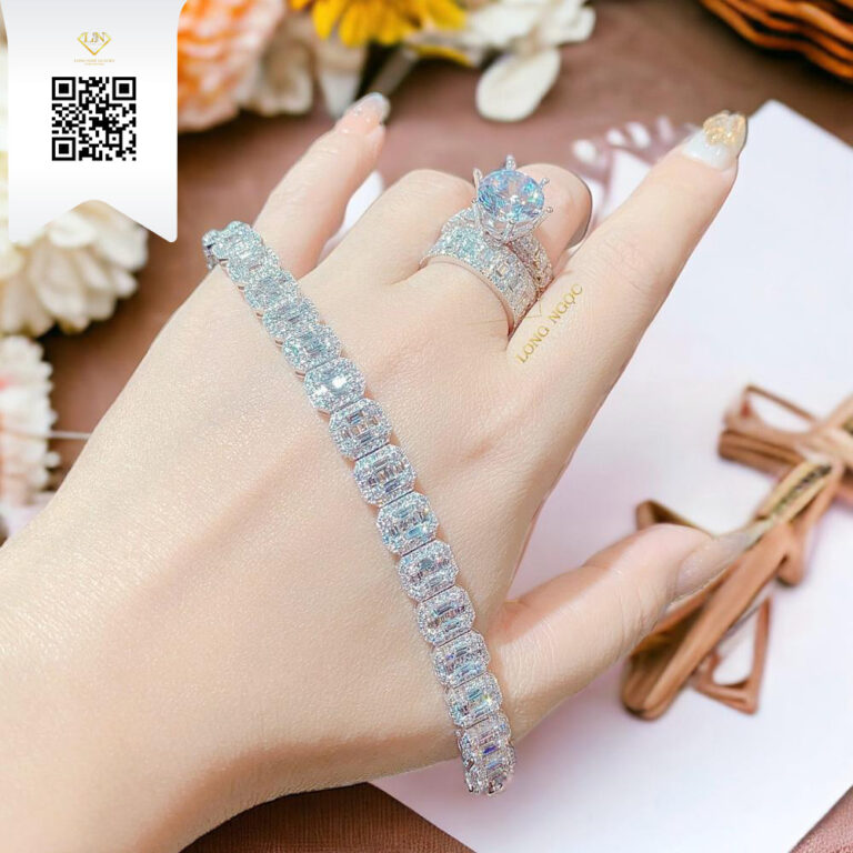 Lắc Tay Kim Cương L3988 Kim Cương Giá Tốt