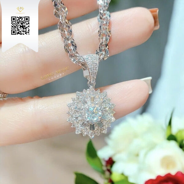 Mặt Dây Kim Cương M2382 Dương Trần Daimond