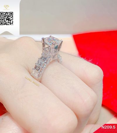 Nhẫn Nữ Kim Cương N2095 Kim Cương Giá Tốt