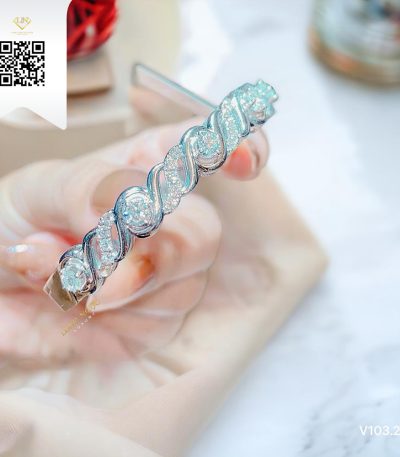 Vòng Tay Kim Cương V1032 Kim Cương Giá Tốt
