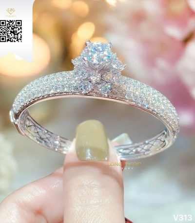 Vòng Tay Kim Cương V313 Kim Cương Giá Tốt