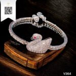 Vòng Tay Kim Cương V364 Trần Dương Daimond Long Ngọc Luxury