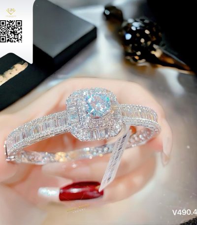 Vòng Tay Kim Cương V4904 Kim Cương Giá Tốt