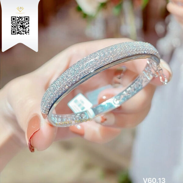 Vòng Tay Kim Cương V6013 Dương Trần Daimond