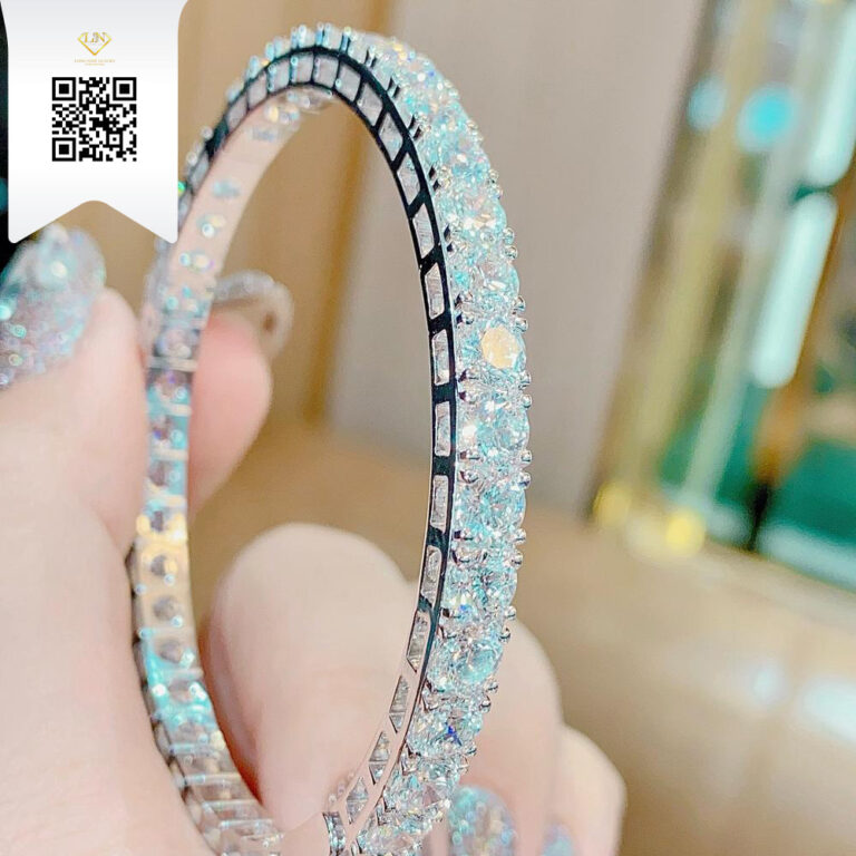 Vòng Tay Kim Cương V7060 Long Ngọc luxury