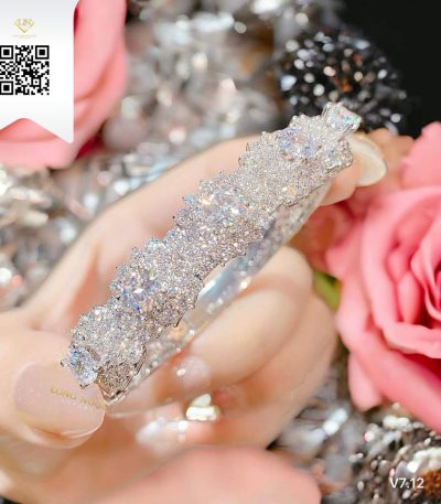 Vòng Tay Kim Cương V712 Kim Cương Giá Tốt